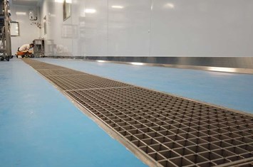 Compatibile con canaline e drenaggi in acciaio inox