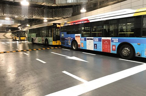 Flowcrete Asie fournit le nouveau sol du terminal d'autobus de Macao