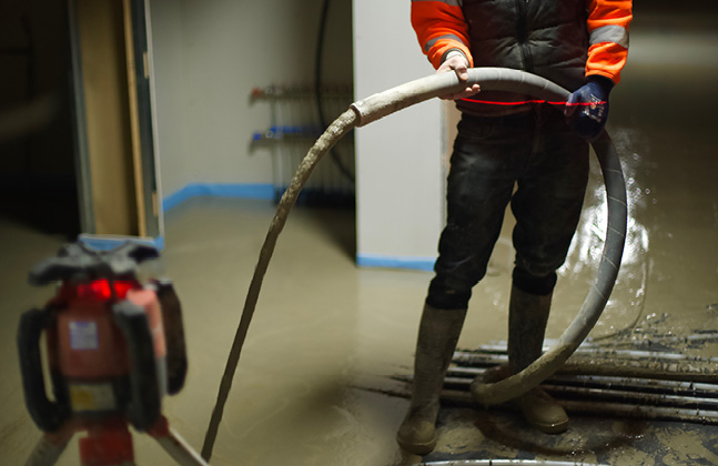 What is Isocrete Flowing K Screed?
