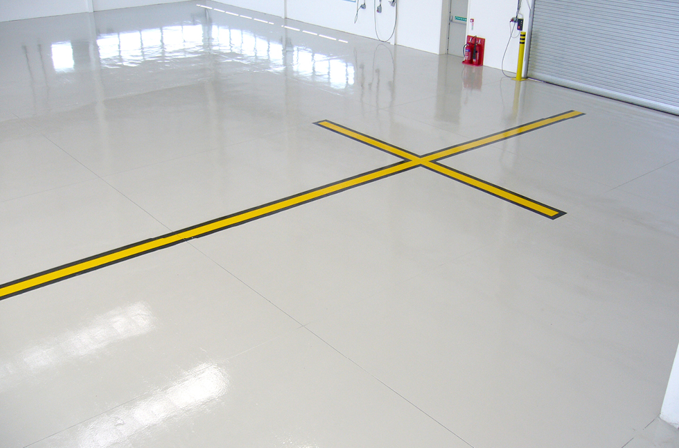 ryanair-hangar-3.jpg