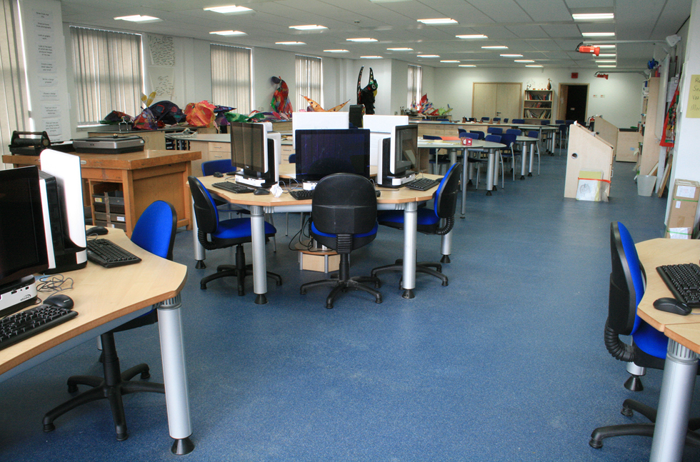 Barnsley-Academy-02.jpg