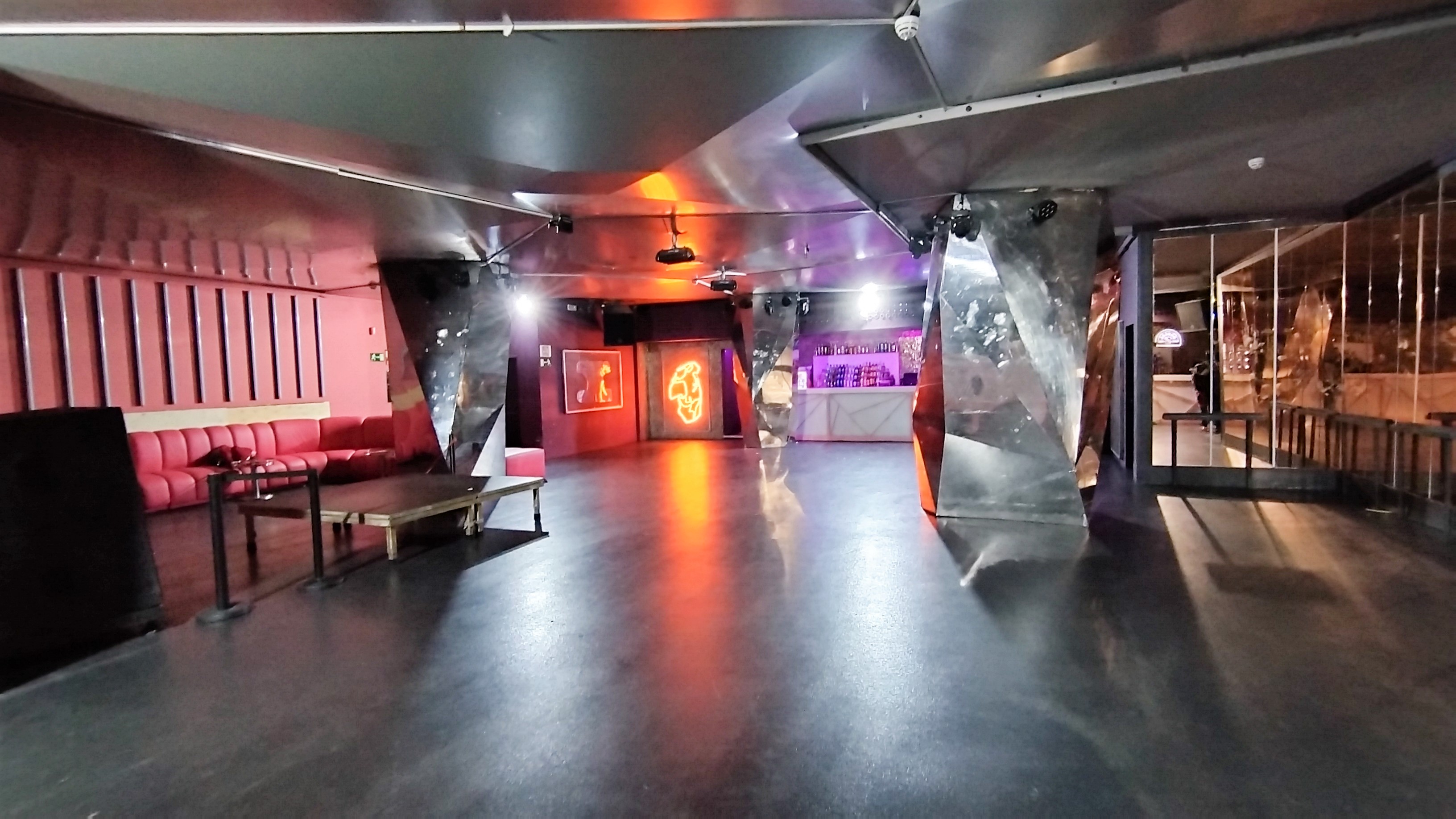 Discoteca Arena Peran STB 3