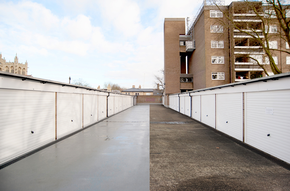 FC-7371-Newtown-Garages-CS-01.jpg