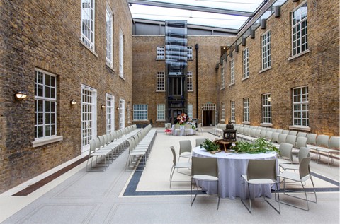 Hackney Town Hall Expands with Decorative Mondéco Flooring
