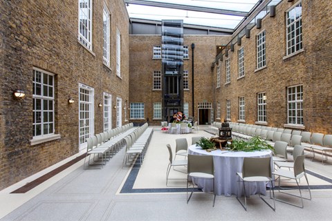 Hackney Town Hall Expands with Decorative Mondéco Flooring